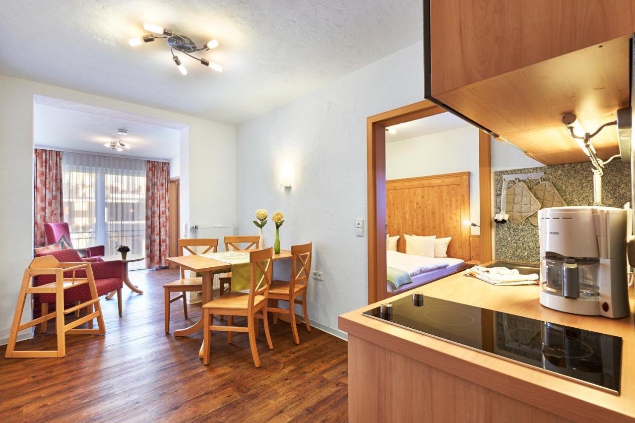 Hotel Engel - Familotel Hochschwarzwald 托特瑙贝格 外观 照片
